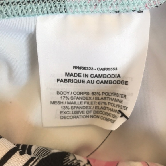 NWT! Nike full length athletic tights with mesh - Picture 5 of 6